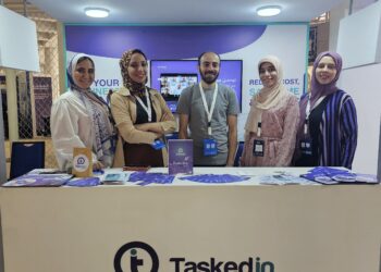 اطلاق أول تطبيق إلكتروني لتنظيم العمل بشكل مجاني لرواد الأعمال