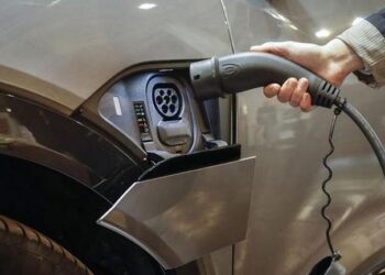 الأردن تحظر استيراد السيارات الكهربائية المخالفة للمواصفات الأمريكية والأوروبية