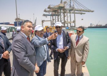 ماليزيا : ننظر لمنطقة قناة السويس في إطار استراتيجية لتوسيع صناعة زيت النخيل عالميا