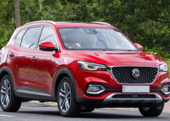 أم جي الصينية تزيح الستار عن طراز “7” بالإمارات