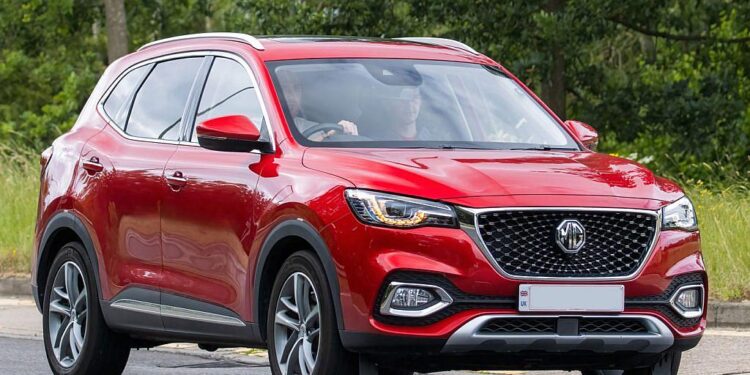 أم جي الصينية تزيح الستار عن طراز “7” بالإمارات