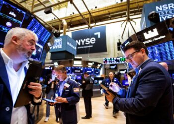 ستاربكس تخسر