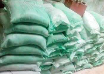 عاجل| “التموين” تضبط 18.8 ألف طن دقيق .. و50 طن سكر مدعم بالجيزة