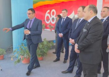 رئيس وزراء بيلاروسيا يزور العاصمة الجديدة وزير الإسكان: العاصمة الإدارية الجديدة تستقبل رئيس وزراء بيلا روسيا ووفد رجال أعمال لتفقد معالمها