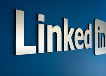 كيف تجذب جهات التوظيف إلى حسابك على LinkedIn؟