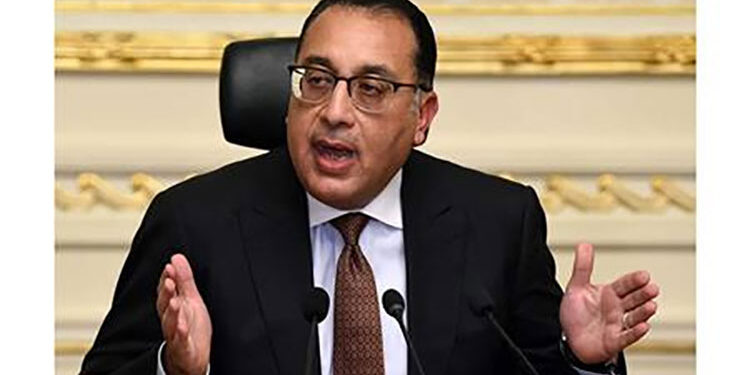 مدبولي: توجيهات من الرئيس السيسي بالتواصل مع المواطنين لحل شكاواهم بالتعاون مع الجهات المختصة