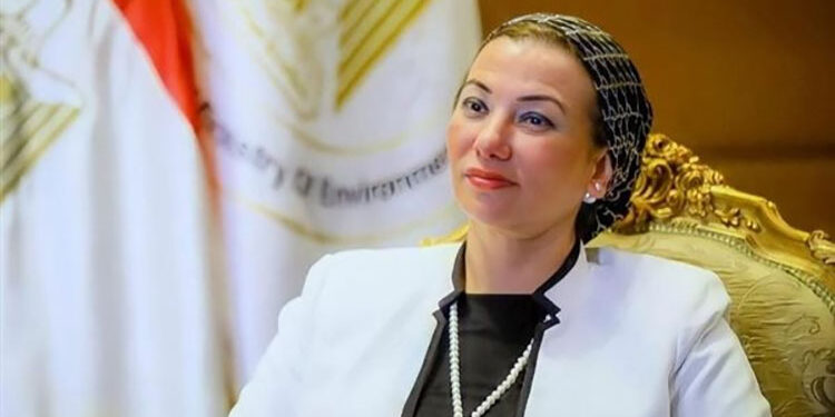 البيئة تعقد اجتماعا لمتابعة تنفيذ أول محطة لتحويل المخلفات البلدية الصلبة إلى طاقة كهربائية