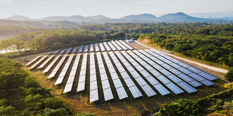 شركة هندية تفوز بعقد صفقة طاقة ضخمة في الشرق الأوسط