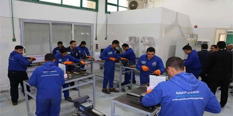 فتح باب التقدم للالتحاق بمدارس التكنولوجيا التطبيقية والتعليم المزدوج ومراكز التميز للعام الدراسي 2024-2025