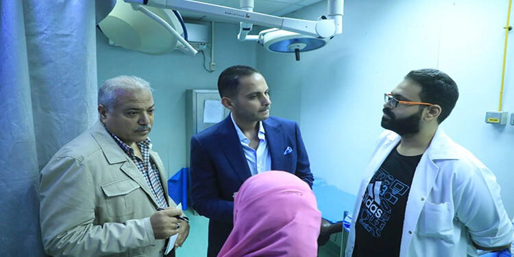 تفاصيل جولة تفقدية لنائب وزير الصحة بمستشفى عين شمس العام