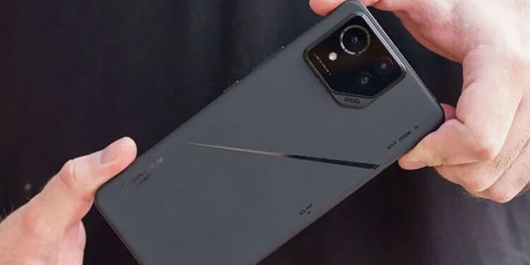 هاتف ROG Phone 8 Pro من شركة Asus يحصل على أفضل هاتف