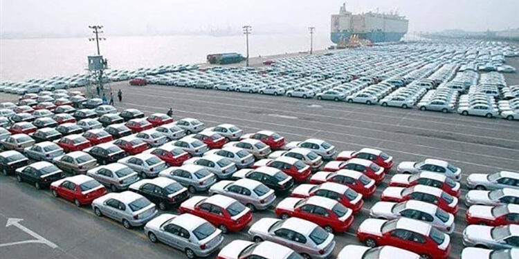 هل يتم السماح لأكثر من معاق في الأسرة باستيراد سيارة؟.. تفاصيل