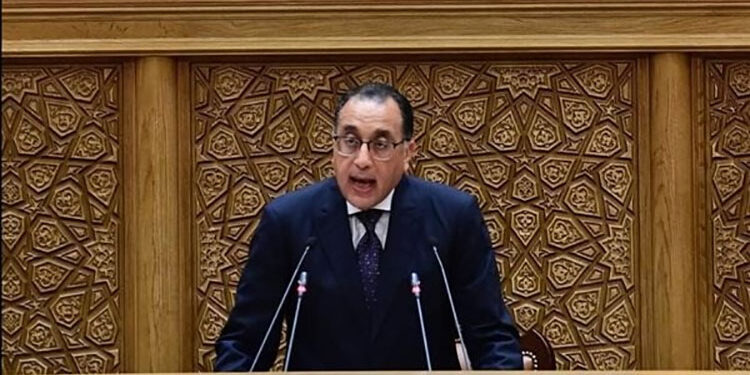 رئيس الوزراء: تكلفة لتر السولار على الدولة 20 جنيهًا.. ويباع بـ 10 جنيهات