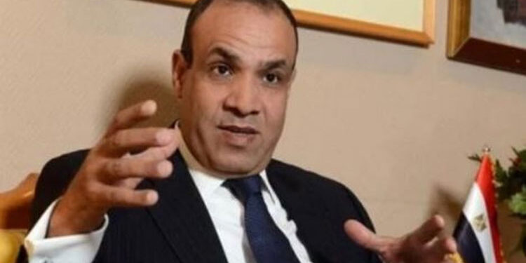 بدر عبد العاطى وزير الخارجية يستعرض مع نظيره البريطانى رعاية المفاوضات الفلسطينية الإسرائيلية