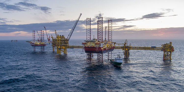 محطة الغاز محطة الغاز المسال في بنغلاديش تستأنف عملها بعد توقف بسبب الإعصار