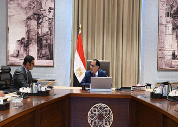 رئيس الوزراء يستعرض مع وزير الإسكان رؤية العمل خلال الفترة المقبلة