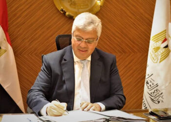 أيمن عاشور وزير التعليم العالي