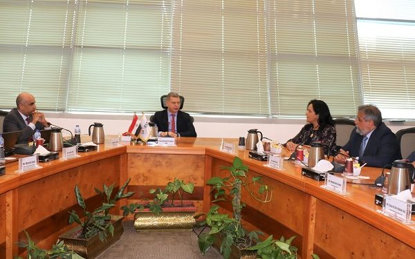 مذكرة تفاهم بين “إيتيدا” وشركة “دي إكس سي تكنولوجى”