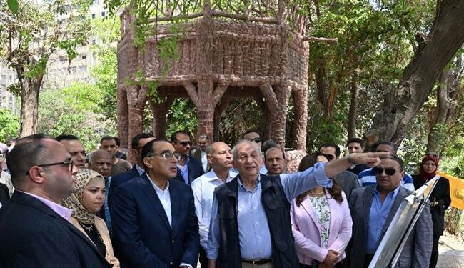 رئيس الوزراء يتفقد مشروع إعادة إحياء حديقة الأزبكية التراثية ومكوناتها