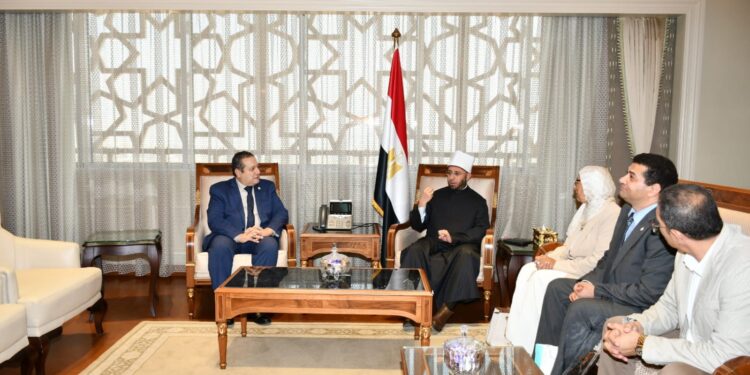 وزير الأوقاف ورئيس هيئة ضمان جودة التعليم يناقشان التعاون المشترك