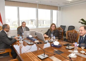 وزير الإسكان يتابع موقف تنفيذ الوحدات السكنية ضمن المبادرة الرئاسية “سكن لكل المصريين”