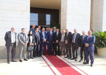 وزير الزراعة وزير الزراعة يستقبل أعضاء لجنة الزراعة والري بمجلس النواب