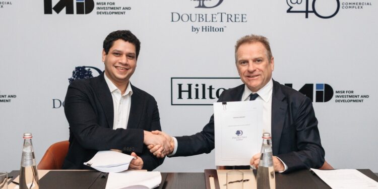 هيلتون تعلن عن إنشاء فندق “دبل تري باي هيلتون” في مجمّع “ات فورتي” التجاري في القاهرة الجديدة