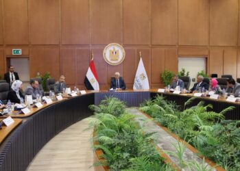 وزير التعليم العالي يؤكد دور المراكز والمعاهد البحثية كركيزة أساسية للتنمية المُستدامة في مصر