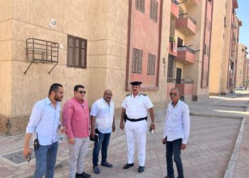رئيس ” الإسكان الاجتماعي “: حملات متواصلة لضبط الوحدات المخالفة بمدينتي أكتوبر والنوبارية الجديدتين