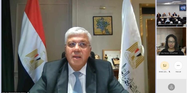 وزير التعليم العالى يشهد الجلسة الختامية لعرض نتاج أعمال “استوديو التصميم الدولى” للعام 2024