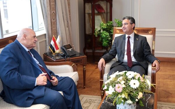 شعبة المخابز تطالب وزير التموين بالموافقة على السداد الأسبوعي لمديونيات فروق تكلفة