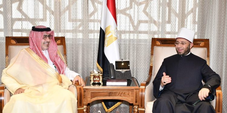 وزير الأوقاف يستقبل سفير المملكة العربية السعودية بالقاهرة والوفد المرافق له