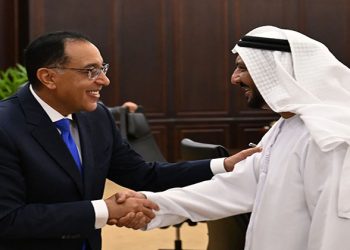 رئيس الوزراء ووزير الصناعة الإماراتى يتفقان على سرعة تفعيل مشروعات مشتركة
