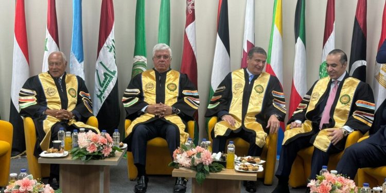 وزير الزراعة يشارك في حفل تخريج أول دفعة من فرع العلمين بالأكاديمية العربية