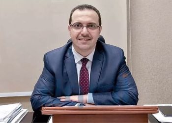 المشرف على مكتب وزير الإسكان يبحث مع مسئولى بنك الاستثمار الأوروبى سبل تعزيز التعاون