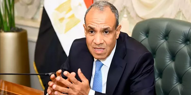 وزير الخارجية يتوجه إلى لبنان لتقديم الدعم والمساندة