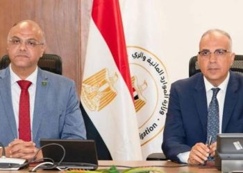 وزير الري ومحافظ القليوبية يبحثان موقف المشروعات المائية بنطاق المحافظة
