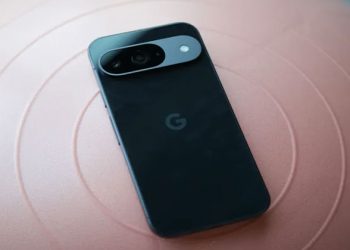 بقوة الذكاء الاصطناعي.. مقارنة بين جوجل Pixel 9 وسامسونج Galaxy S24