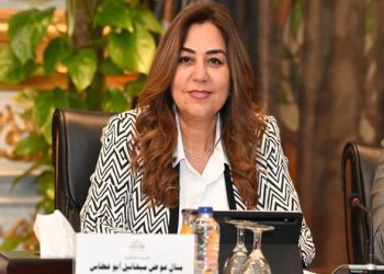 وزيرة التنمية تستعرض تقريراً عن إنجازات برنامج ” مشروعك” منذ انطلاقه وحتى شهر أغسطس