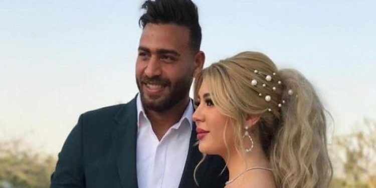 أول رد من زوجة محمد أبو جبل بعد إعلان انفصالهما.. القرار بالتراضى