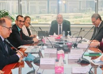 كامل الوزير يبحث مع شركة جنرال موتورز مصر مشروعات الشركة الحالية والمستقبلية