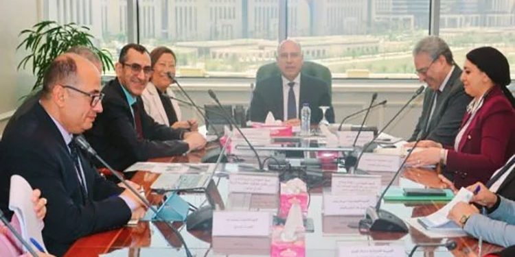 كامل الوزير يبحث مع شركة جنرال موتورز مصر مشروعات الشركة الحالية والمستقبلية