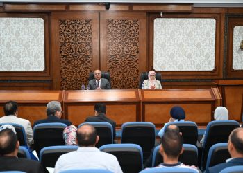 الوزير يتابع تقديم كافة وسائل الدعم والتيسير على المستثمرين الوافدين للهيئة ويوجه بتذليل فورى لتحديات المصنعين