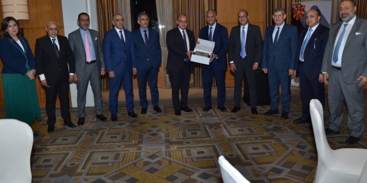 رئيس هيئة الرقابة المالية يلتقي قيادات قطاع التأمين لبحث تطوير ورفع كفاءة وتنافسية القطاع وتعزيز دوره في الاقتصاد