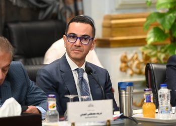 وزير الاستثمار يلتقي وفد شركة جنرال إليكتريك هيلث كير لاستعراض خططها الحالية والمستقبلية