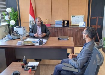 نائب وزير الإسكان يبحث أوجه التعاون مع شركة متخصصة في استخدام التكنولوجيات الحديثة لتقديم خدمات مياه الشرب والصرف الصحي