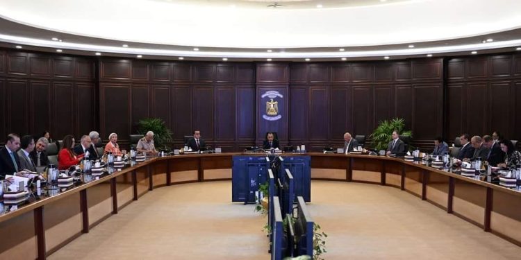 مجلس الوزراء يرفع قيمة الحصة للمعلمين المعينين فوق النصاب ومعلمى الحصة لـ50 جنيها