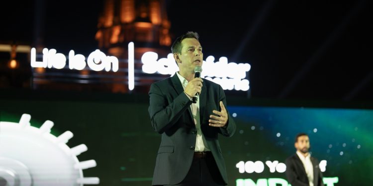 شنايدر إلكتريك تحتفل بمرور 100 عام على إنتاج أول “كونتاكتور” وتسلط الضوء على دوره في كفاءة الطاقة