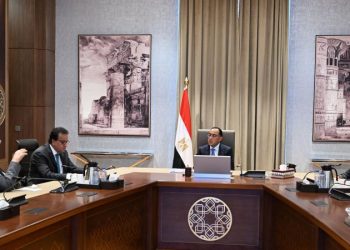 رئيس الوزراء يتابع موقف تنفيذ مستشفى الأورام الجديد بالشيخ زايد 500500 وخطط تشغيلها