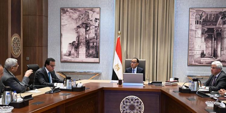 رئيس الوزراء يتابع موقف تنفيذ مستشفى الأورام الجديد بالشيخ زايد 500500 وخطط تشغيلها